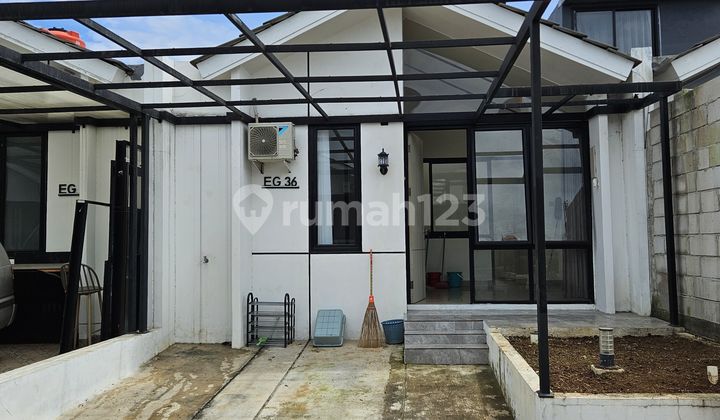 For Sale: House in Perum Familia Urban, Mustika Jaya, Bekasi For Sale: House in Perum Familia Urban, Mustika Jaya, Bekasi