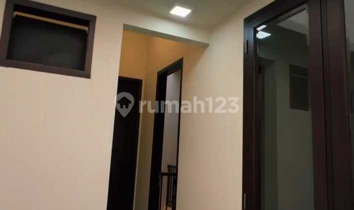Dijual rumah di Duren Sawit 2