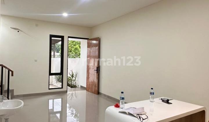 Dijual Rumah Siap Huni di Pekayon Raya Selangkah Ke Grand Galaxy 2