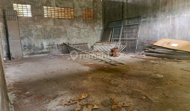 Disewakan Gudang Eks Toko Besi di pusat Kota Bekasi 2
