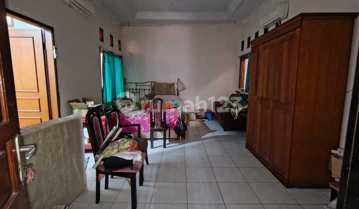 Hook House Suitable for Daycare, Catering, and Other Businesses in Taman Galaxy. 2