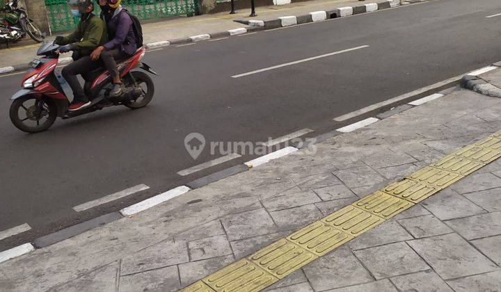 Dijual Rumah Jatinegara Timur Samping Jalan Luas Besar 2