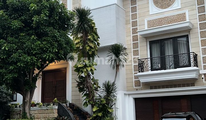 Dijual Rumah Mewah Crown Phg Gading Serpong Semi Furnished Luas Dijual Rumah Mewah Crown Phg Gading Serpong Semi Furnished Luas