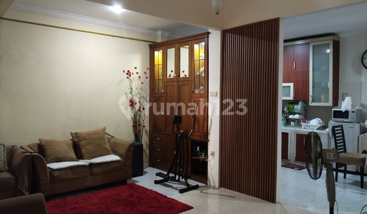 Rumah Siap Huni,Dalam Cluster Graha Raya Bintaro,Bebas Banjir,Keamanan 24 Jam 2