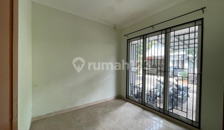 Dijual Rumah Bagus,Siap Huni,Graha Ray,Dalam Cluster,Bebas Banjir SHM 2