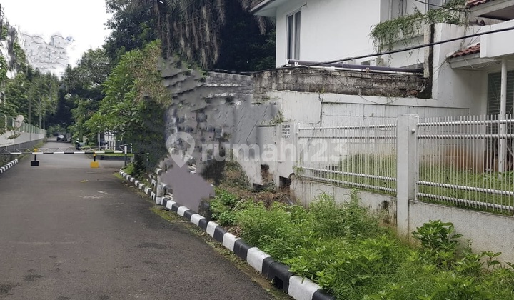 Rumah Tua Hitung Tanah,Lingkungan Exclusuve di Pd.indah,Bebas Banjir