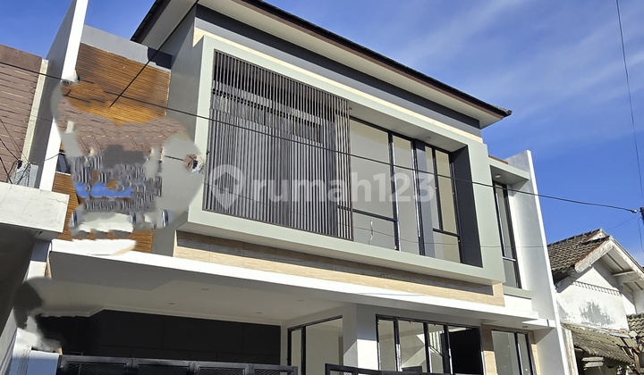 Rumah Brandnew, Model Modern Tropical,Keamanan 24 Jam,B.banjir