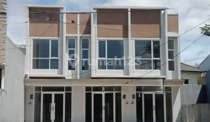 Dijual Ruko 3 Unit Siap Huni,Lokas Strategis,Cck Utk Usaha Dijual Ruko 3 Unit Siap Huni,Lokas Strategis,Cck Utk Usaha