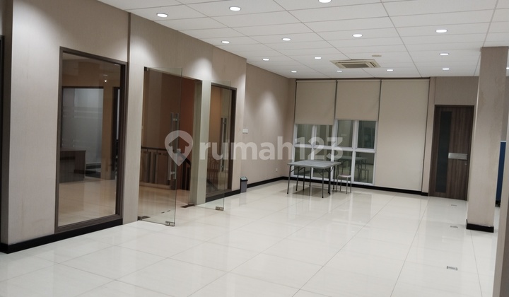 Room for Rent, Suitable for Office, Fitness Room