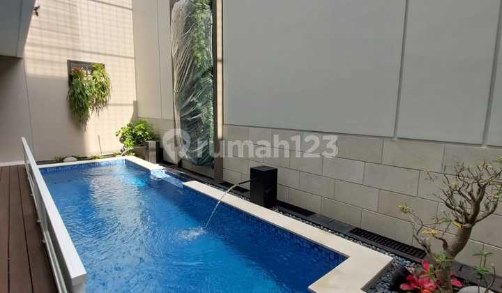 For Sale Immediately Ready-to-Occupy House, Pd.indah Area, exclusive, 24-Hour Security