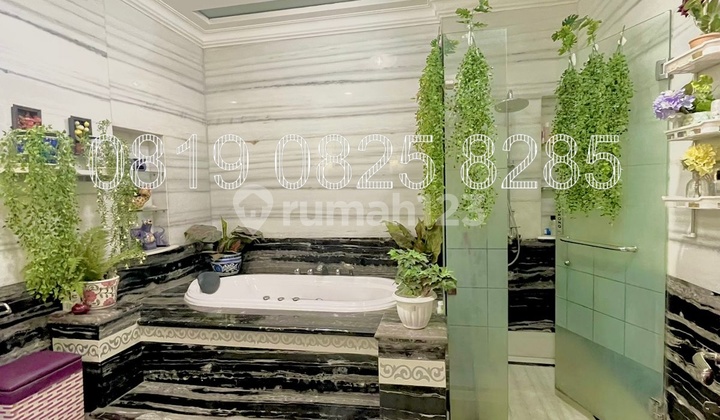 Rumah 2 Lantai Bagus SHM di Perumahan Karang Indah , Jakarta Selatan