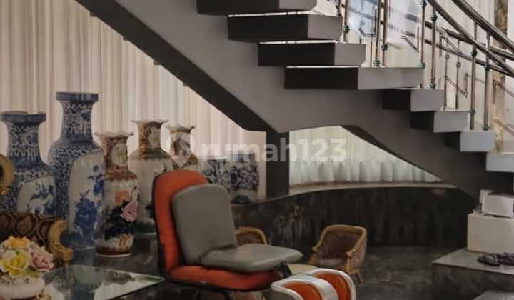 Rumah Cempaka Putih Murah Hoek 2