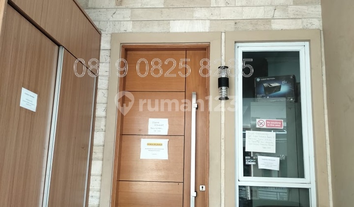 Nice 3-Story House with SHM in Kelapa Gading Nias, North Jakarta Nice 3-Story House with SHM in Kelapa Gading Nias, North Jakarta