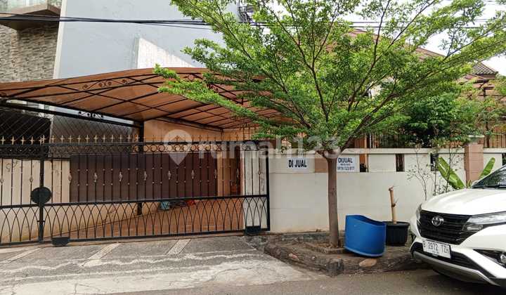 Rumah Hook Luas 274 di Janur Asri Kelapa Gading Jakarta Utara