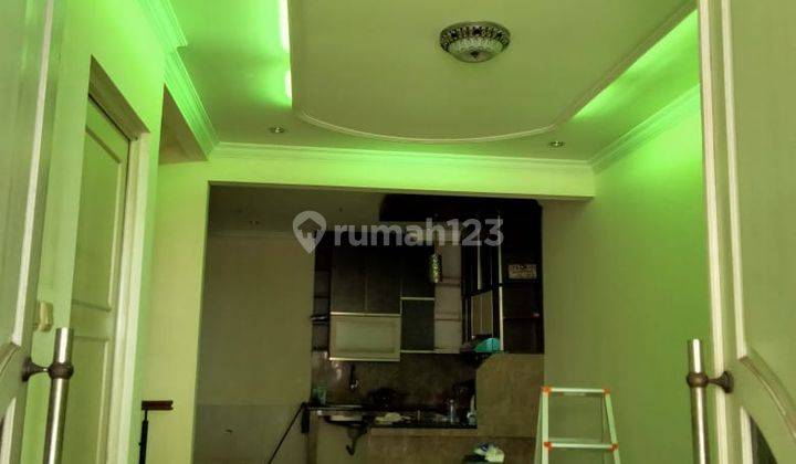  Rumah Furnished 2.5 Lantai di Royal Residence Pulo Gebang Jakarta timur 1