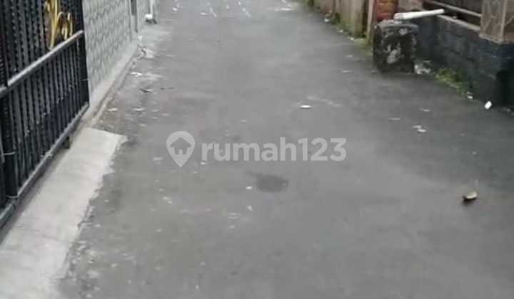 Dijual Rumah SHM Luas 141 di Bintara dekat stasiun kreta Jakarta 2
