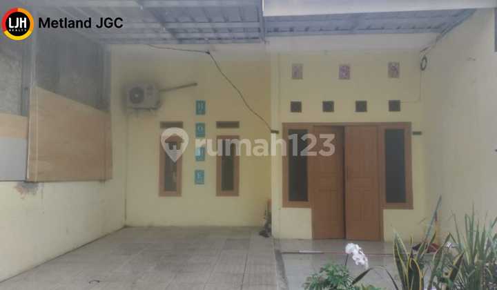 Dijual Rumah 1 Lantai di Perum Villa Mas Indah, Harapan Baru, Bekasi