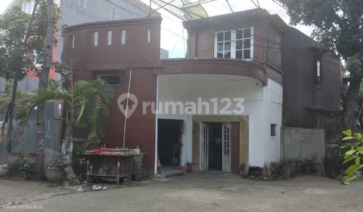 Rumah 2 Lantai SHM Dalam Komplek Walikota, Jakarta Utara. Rumah 2 Lantai SHM Dalam Komplek Walikota, Jakarta Utara.