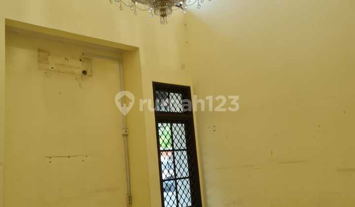 Rumah hook luas 337 di perumahan billymoon jakarta timur 2