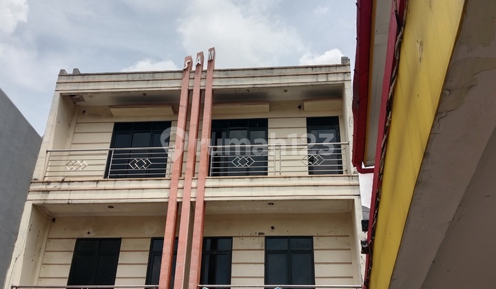 Lokasi Rame. Stategis. Murah. Cepat Tesewa