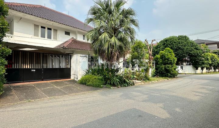 2-Story House Comfortable Environment Pondok Indah Area