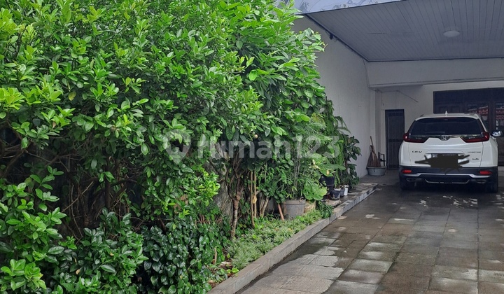 For Sale Beautiful Home in Pondok Pinang, Highly Strategic Location 2