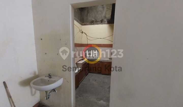 Ruko bagus di jalan Gajahmada 2