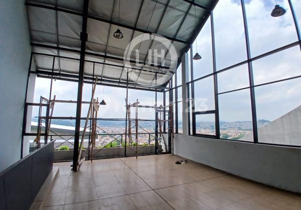 Bangunan Cocok untuk Restaurant di Jalan Papandayan 2