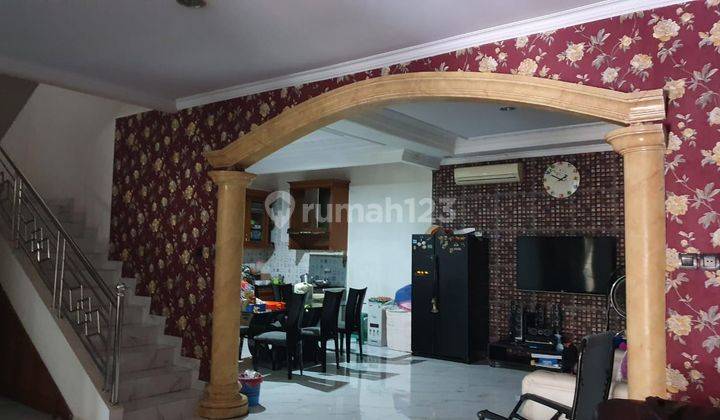 Dijual Rumah di Cluster Terdepan Harapan Indah 1 Bekasi 2