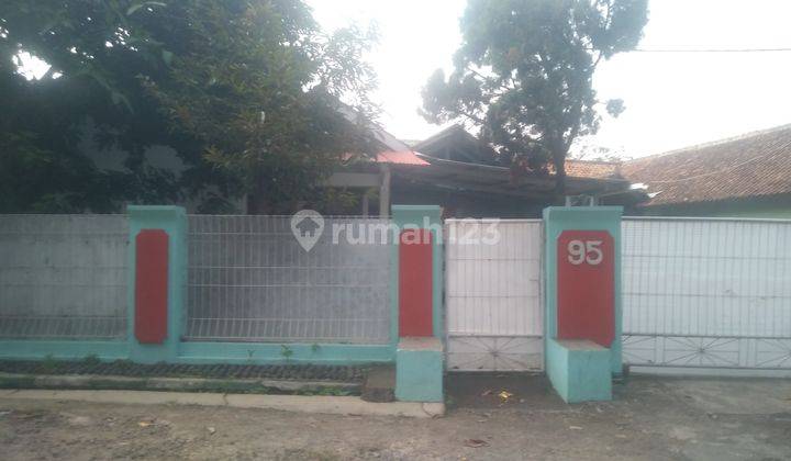 Rumah Dengan Lokasi Srategis Di Kota Serang  1