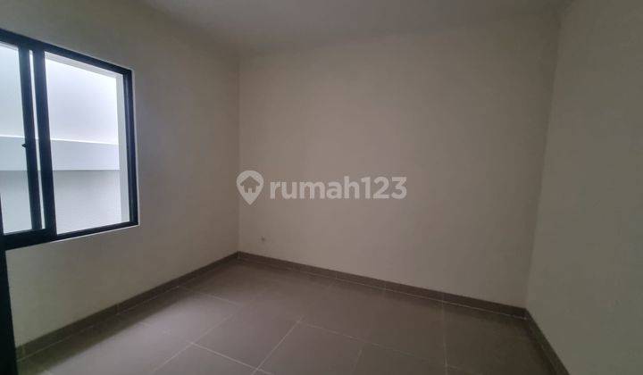 Dijual Super Bu Harga Turun Lagi Rumah di Leonora By Summarecon Serpong  2