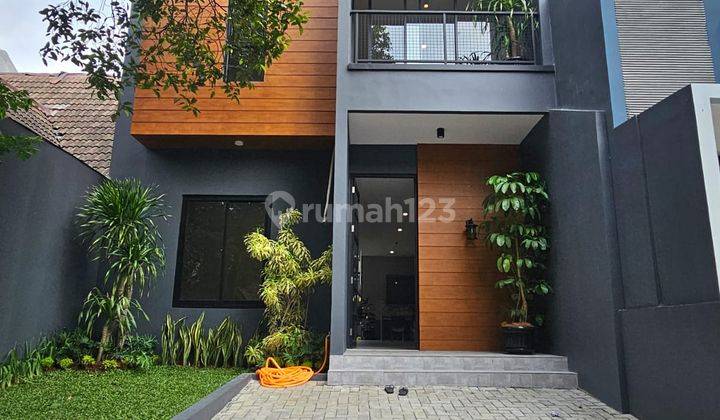 Dijual Cepat Rumah Cantik, Siap Huni, At Giri Loka Bsd 1