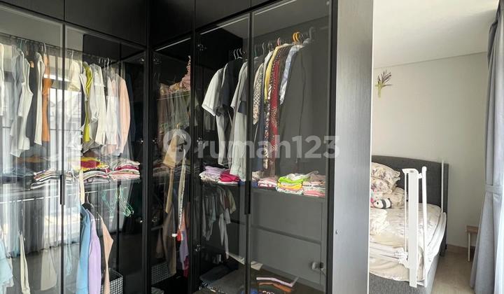 Dijual Rumah Bagus, Lingkugan Asri, Siap Huni, Di Aether Green Wich Bsd 2