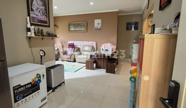 Dijual Rumah Bagus, Lingkungan Asri, Siap Huni, Di Kencana Loka Bsd City