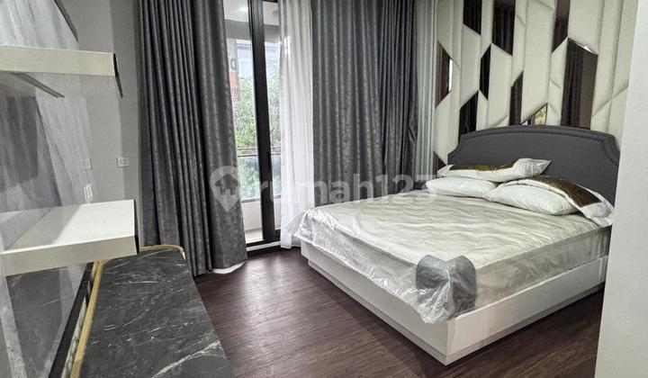 For Rent/ For Sale Zora House Bsd.. House ******** House in Bsd Good 2