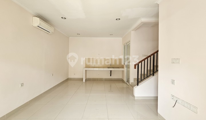 Dijual Rumah Murah Bangett, Siap Huni, Di Cluster Thomson Gading Serpong