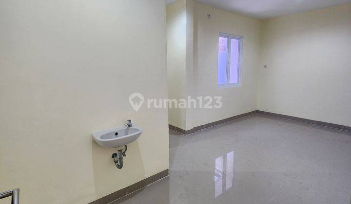 Dijual Rumah Cantik, Siap Huni, At Sektor 1 D Gading Serpong 2