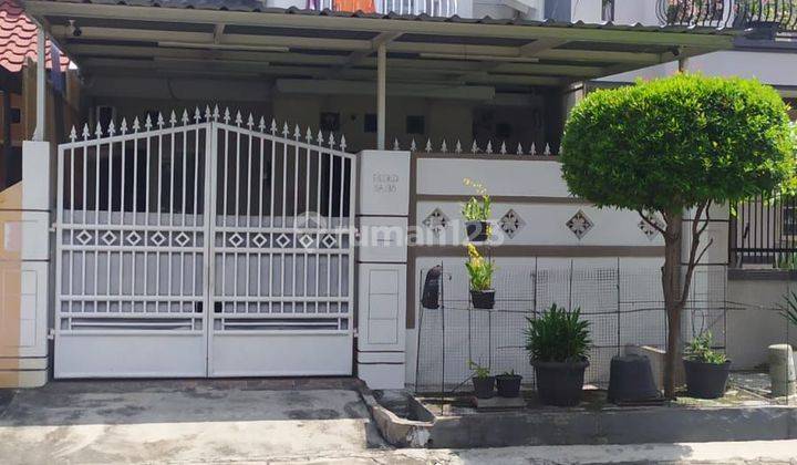 Rumah Mungil 2 lt  Dijual Di taman palem jakrta barat 1