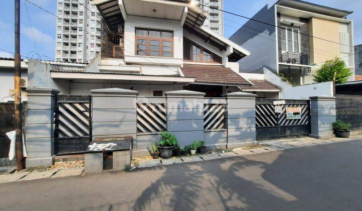 Rumah 2 lt Dijual Di tebet Jakarta Selatan  1