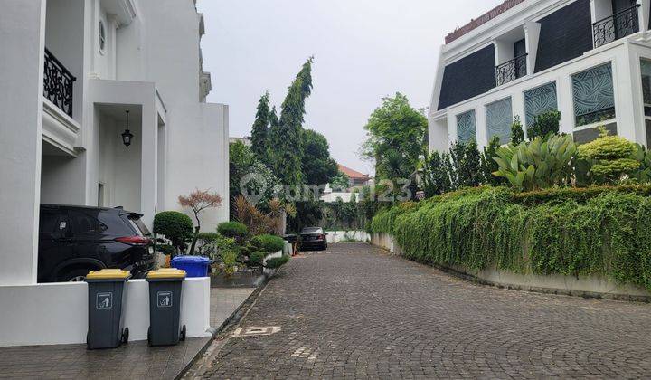 Rumah Cantik 3 Lt Dijual Di Komplek Perumahan Madja  Joglo Jakarta Barat 2