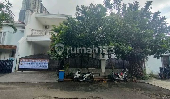 Rumah Cantik Dijual Di Jl. Mandar Utama Pondok Karya Pundok Aren Tangerang Selatan 2