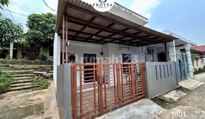 Corner House in Suradita Complex, Cisauk