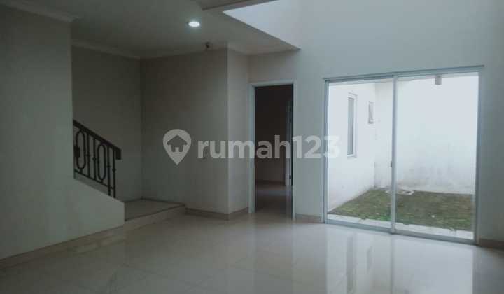 For Sale Nice Ready-to-Live-in House in Vivacia Eminent Bsd City 2 Tangerang Banten 2