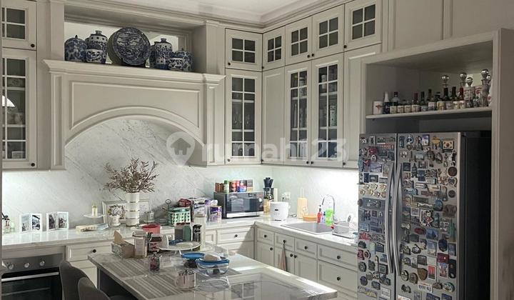 Dijual Rumah Cantik Mewah di Eminent Sebrang Ice BSD City Tangerang Banten