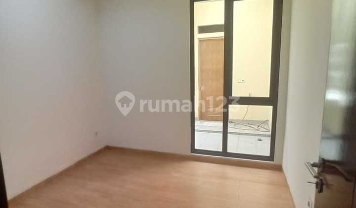For Immediate Rent: Prestigia Eminent House, BSD City 2, Tangerang, Banten 2