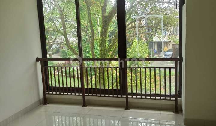 Dijual Cepat Rumah Rapi & Siap Huni di Ilustria The Eminent BSD City Tangerang Banten