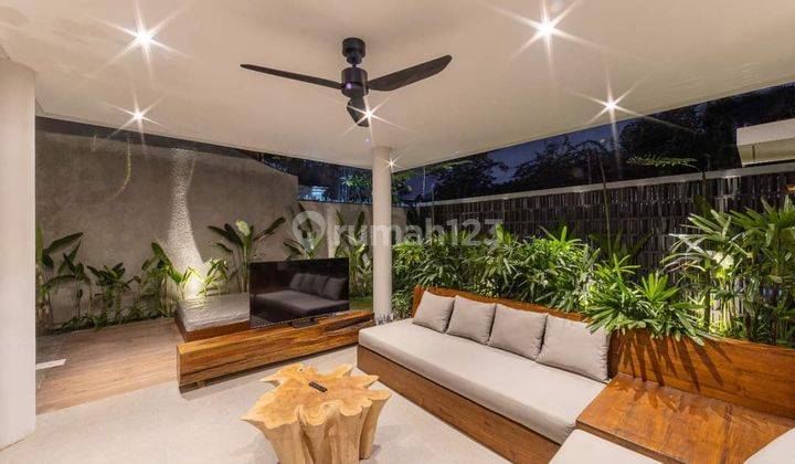 Hot List Di Jual Villa Lokasi Seminyak Kuta Badung 2