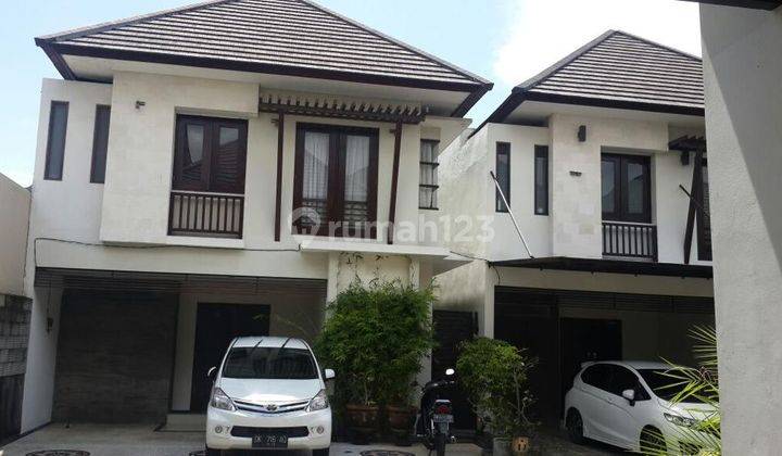 Hot List Di Jual Villa Lokasi Dewi Sri Legian Seminyak Kuta Badung 1