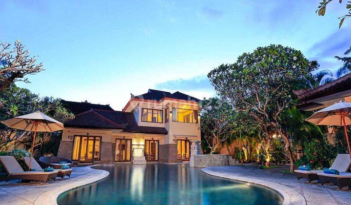 TOP URGENT DI JUAL VILLA LOKASI SEMINYAK KUTA BADUNG 1