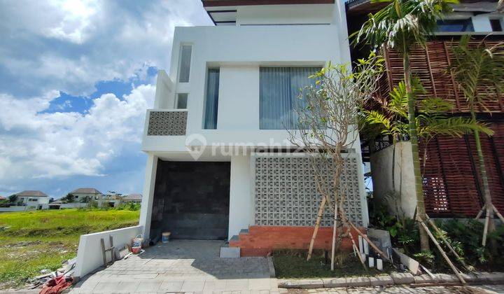 TOP URGENT FOR SALE VILLA TYPE MEZZAINE LOCATION KAYU Tulang CANGGU KUTA UTARA BADUNG
 1